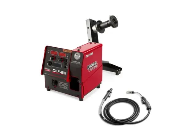 Alimentador digital Lincoln Electric DLF-82, modelo de banco con pistola.