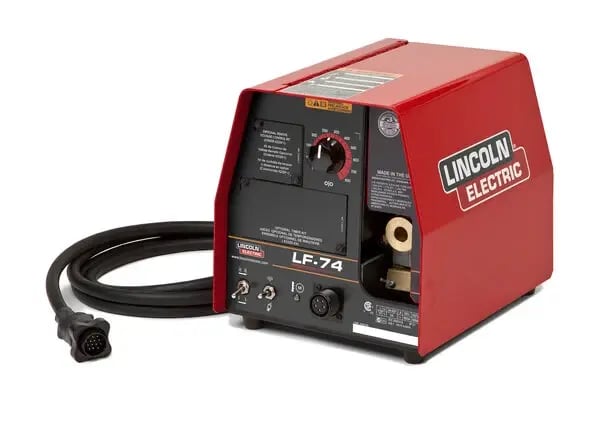 Alimentador de alambre Lincoln Electric LF-74, modelo base.